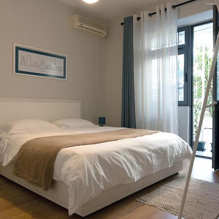 City Center Apartment Тирана Екстер'єр фото
