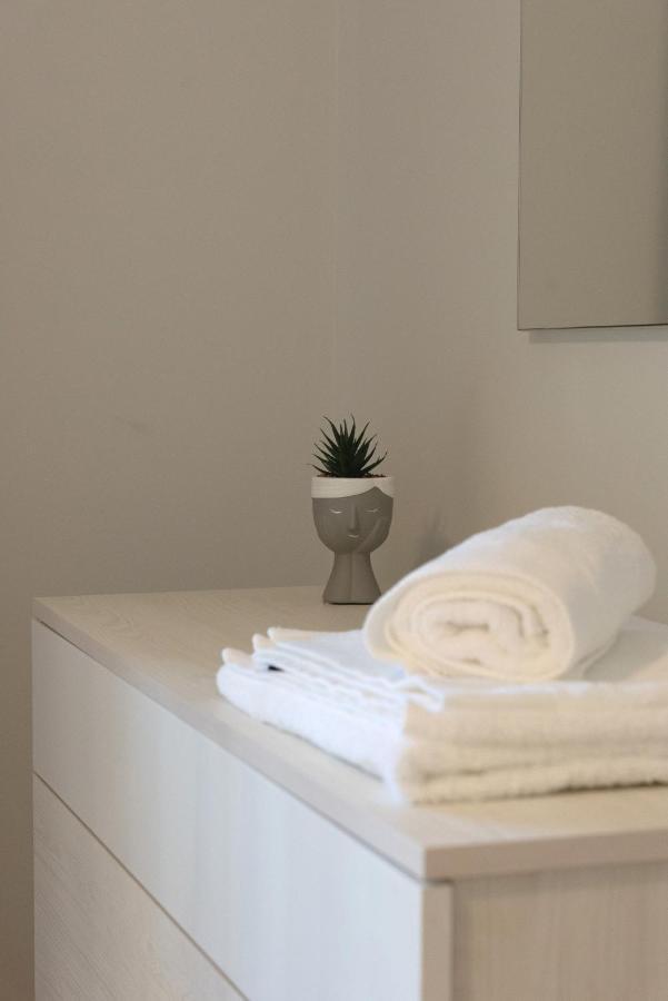 City Center Apartment Тирана Екстер'єр фото